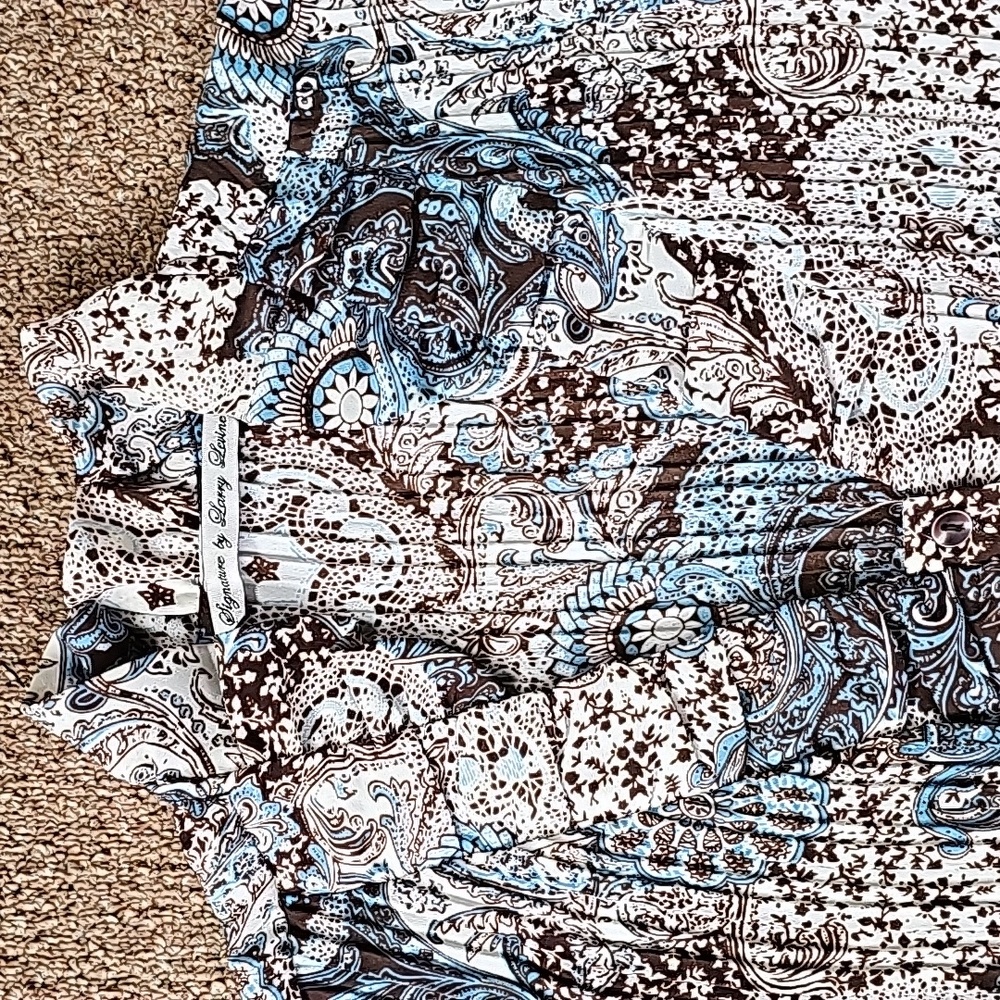 Top - Picture 4 of 13